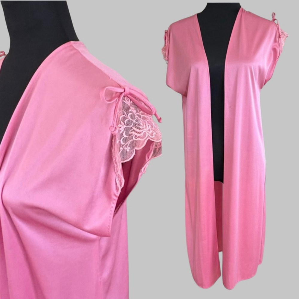 Vintage 1970s Pink Lace Cap Sleeve Robe One Size